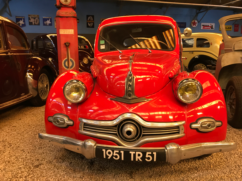 Panhard Dyna X.